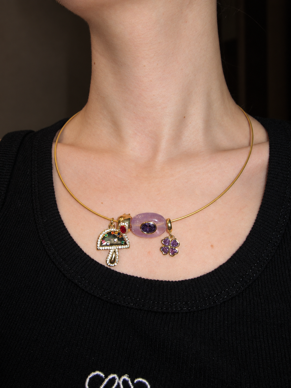 Gemstone Pass-Through Charm Cuarzo Morado